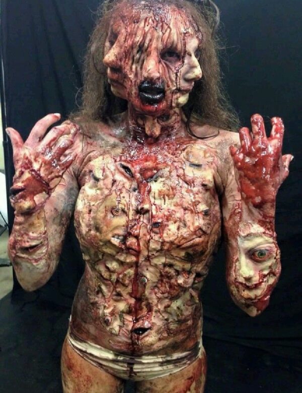 Gore Body of Souls Chest