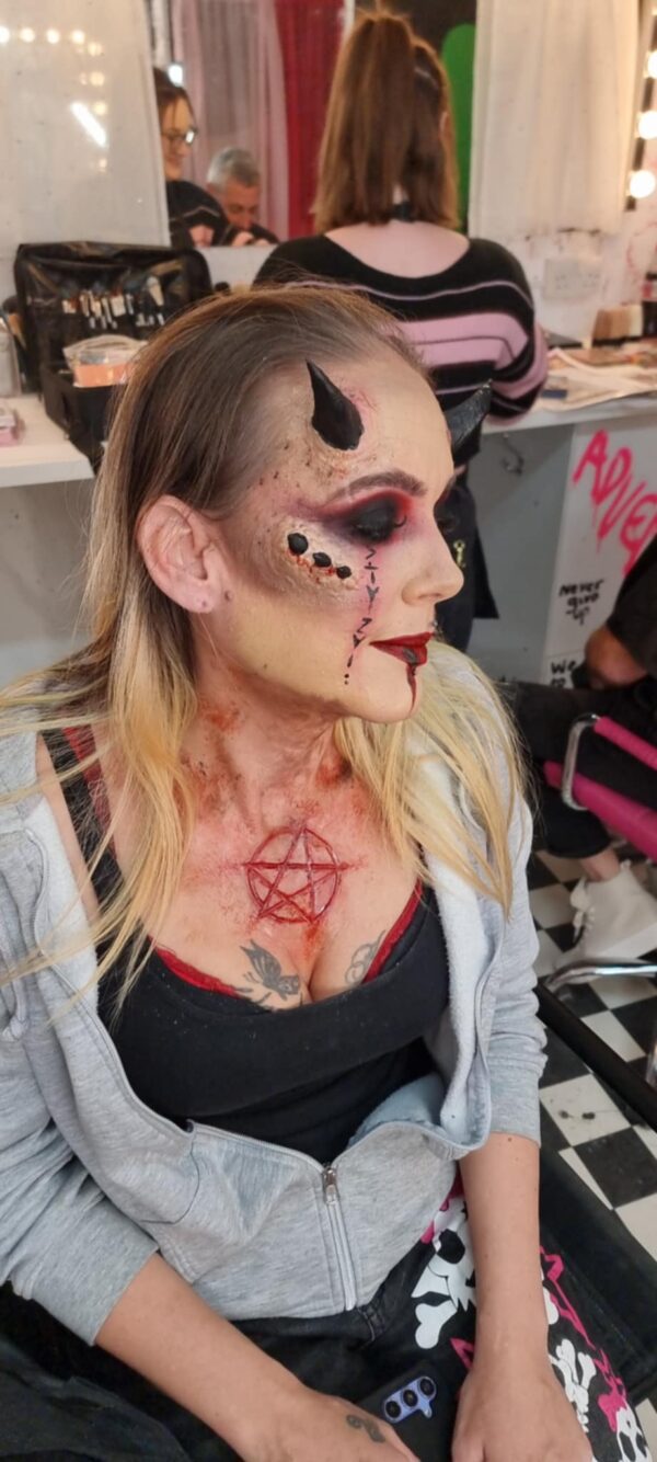 devil set