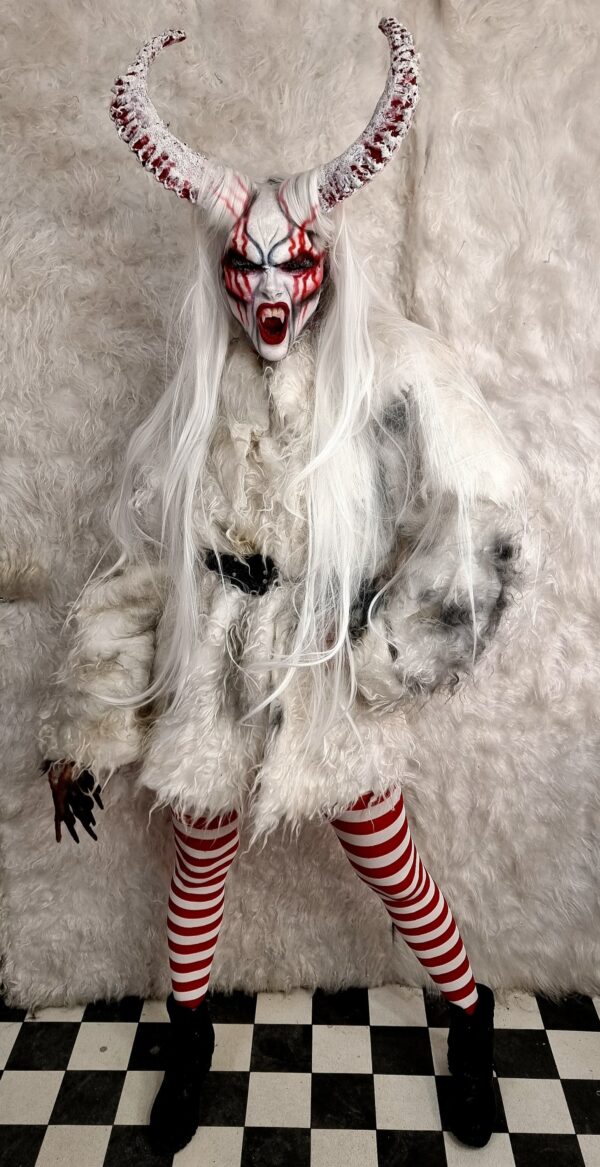 krampus forehead and horns