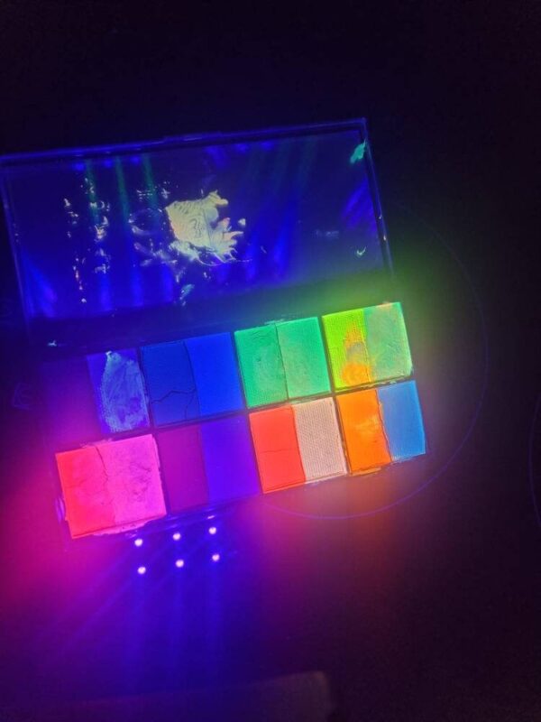 Neon UV split cake