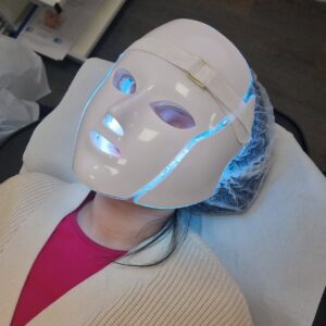 DIY facial lessons courses skin care lessons accredited