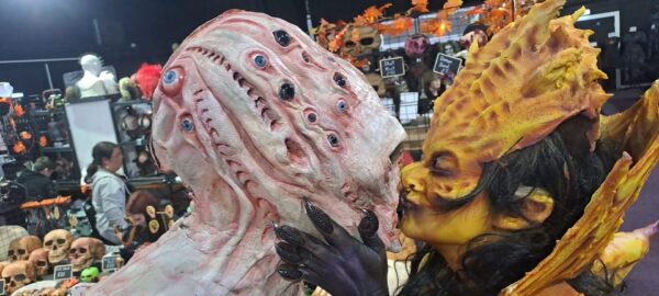 Cowl Alien Full Head Prosthetic